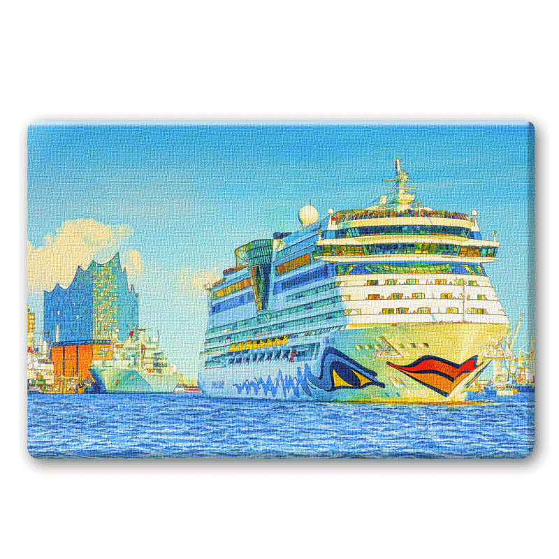 Ein Kreuzfahrtschiff auf der Elbe im Hamburger Hafen. Im Hintergrund die Elphi.